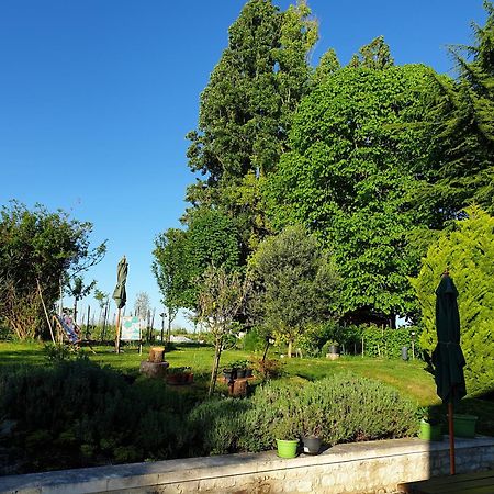 La Tour Du Raygnier Bed & Breakfast Verneuil-le-Chateau Ngoại thất bức ảnh