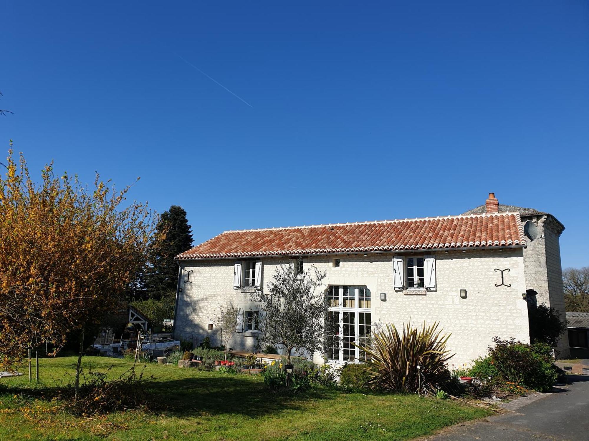 La Tour Du Raygnier Bed & Breakfast Verneuil-le-Chateau Ngoại thất bức ảnh